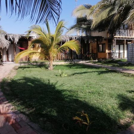 Punta Pacifico Bungalows Манкора Экстерьер фото